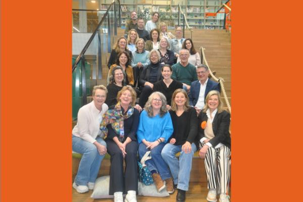 groepsfoto medewerkers Vier het Leven